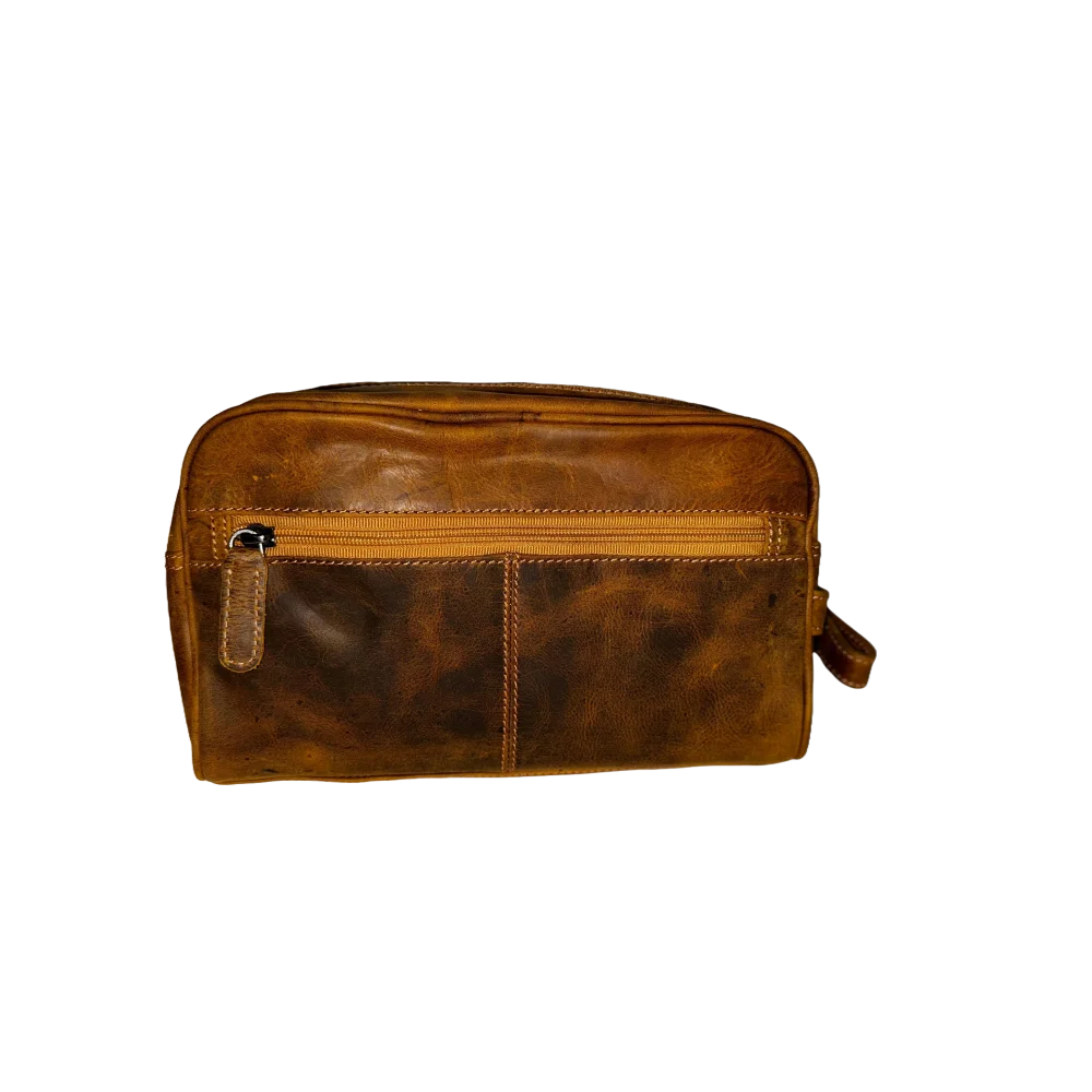 Leather Banff toiletry bag in well-worn brown wax pull-up leather