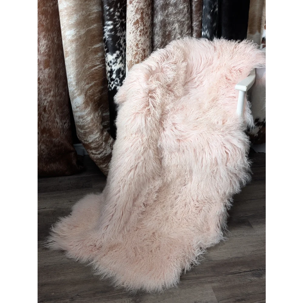 Blush pink Angus Oliver sheepskin rug, 69x43 quad sized fluffy fur