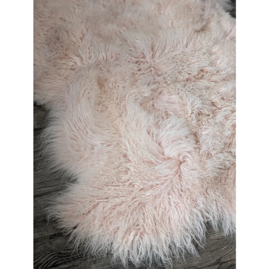 Blush pink Angus Oliver sheepskin rug, fluffy 69x43 inches