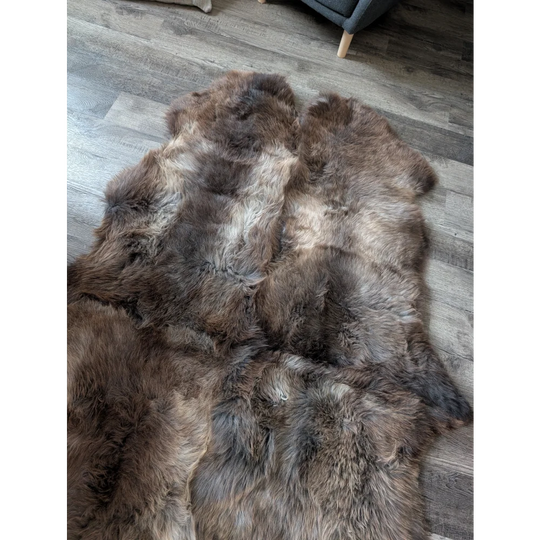 #100❤️❤️77" x 46" Quad British Sheepskin Area Rug