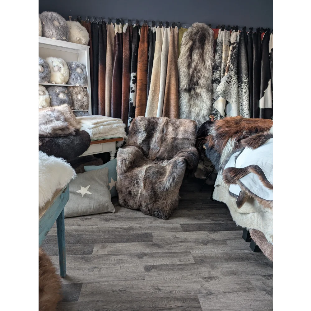 #100❤️❤️77" x 46" Quad British Sheepskin Area Rug