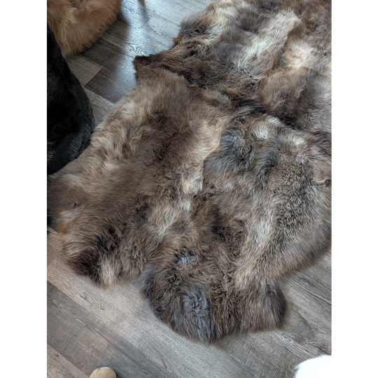 #100❤️❤️77" x 46" Quad British Sheepskin Area Rug