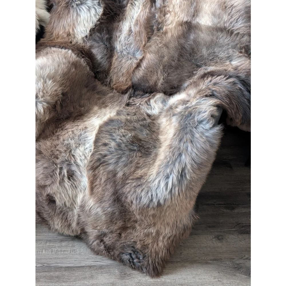 #100❤️❤️77" x 46" Quad British Sheepskin Area Rug