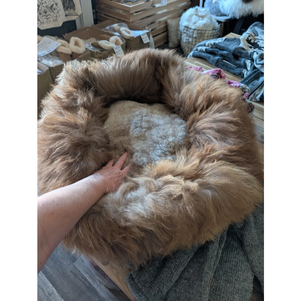 Cozy #11 Long Wool highland sheepskin pet bed with soft brown fur