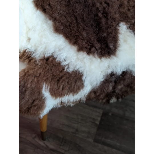 Brown and white fluffy tibet highland spotted sheepskin rug grade a- perfect for cozy home decor