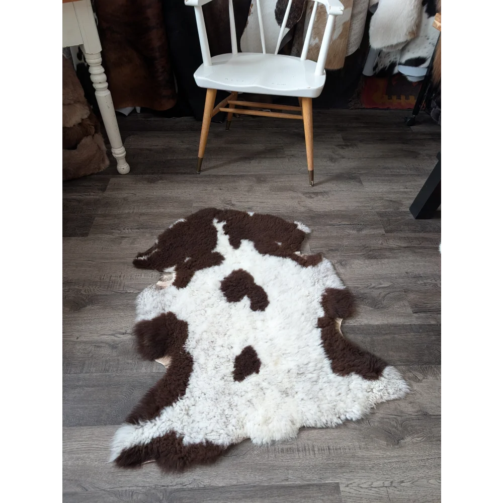 #2  40" x 28" Fluffy Cloud Like Sheepskin