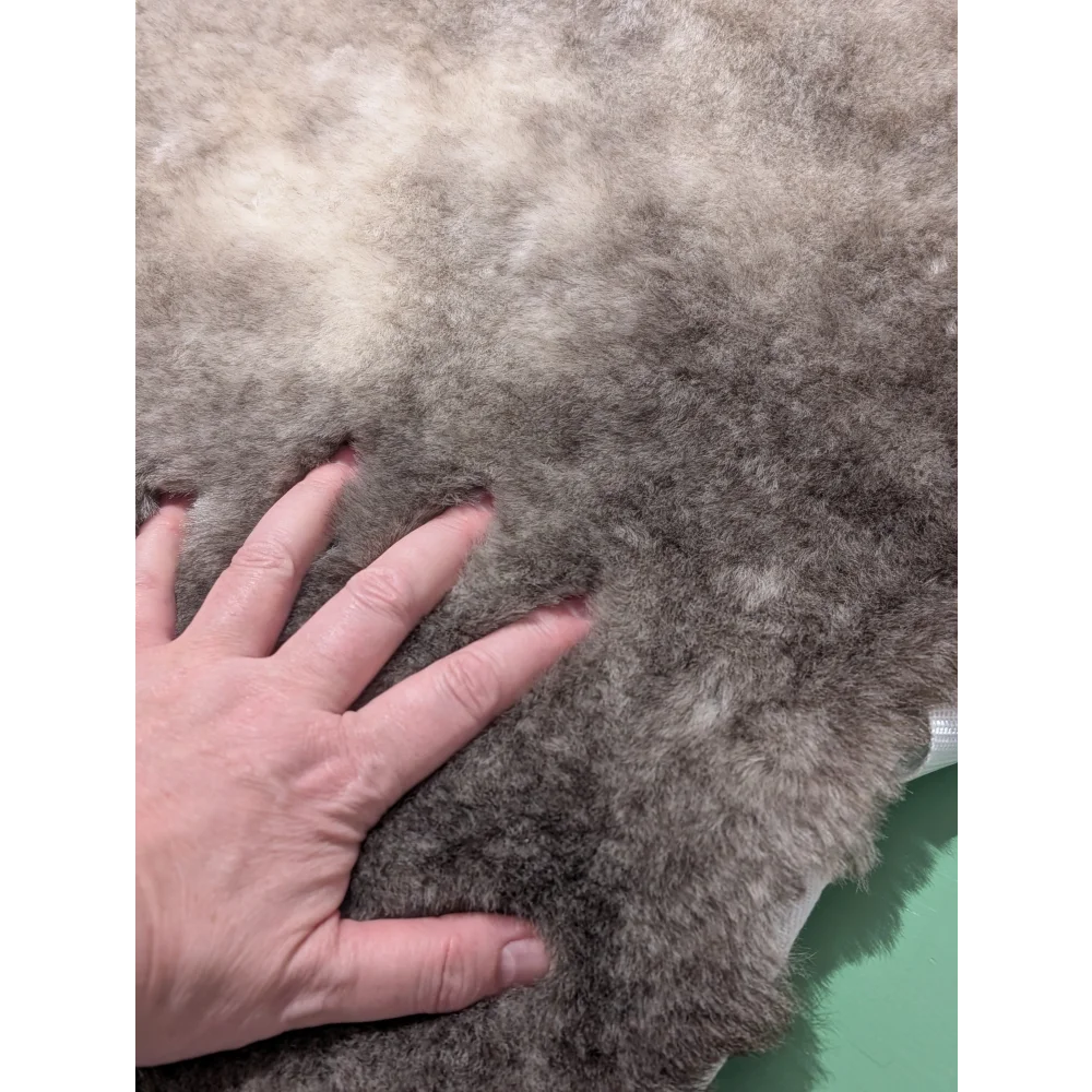 #3 Sheepskin English Saddle Cover