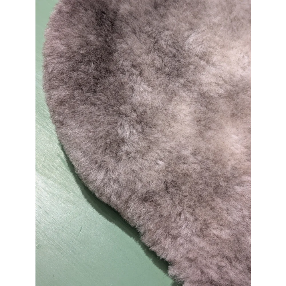 #3 Sheepskin English Saddle Cover