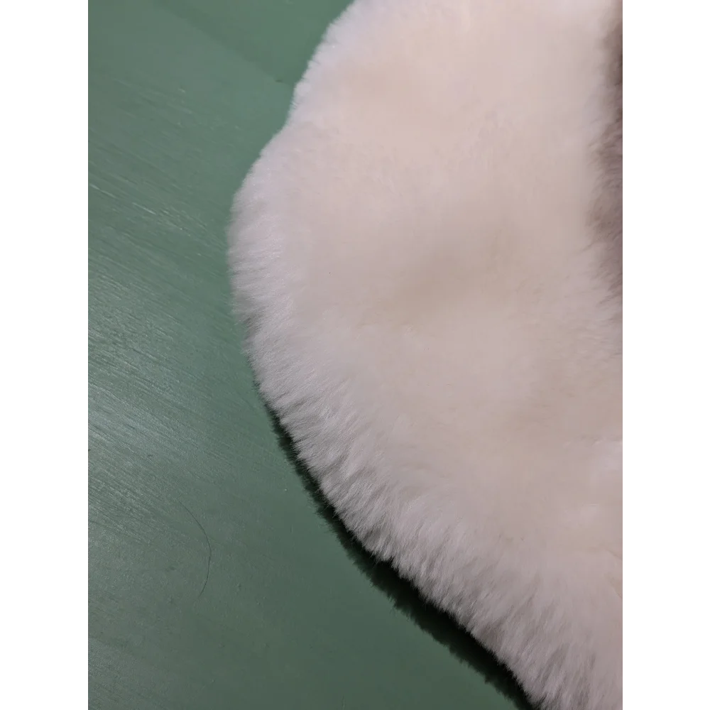 #4 Sheepskin English Saddle Cover