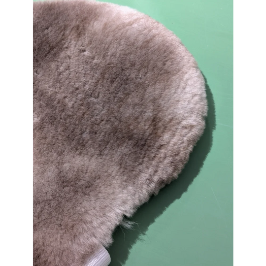 #4 Sheepskin English Saddle Cover