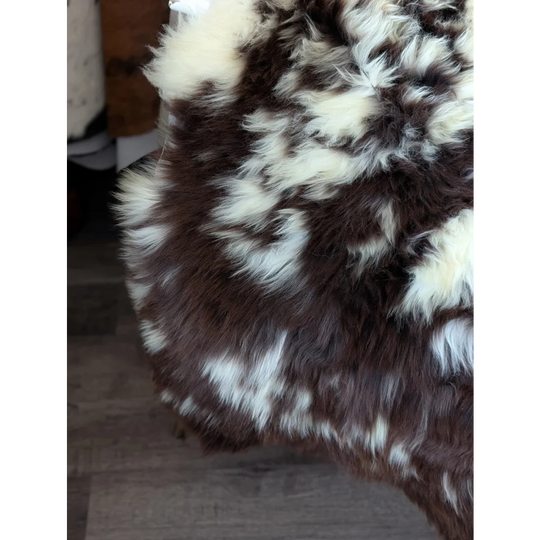 #43❤️❤️46" x 32" Gorgeous Fluffy British Sheepskin