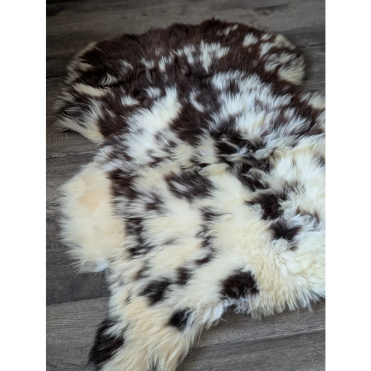 #43❤️❤️46" x 32" Gorgeous Fluffy British Sheepskin
