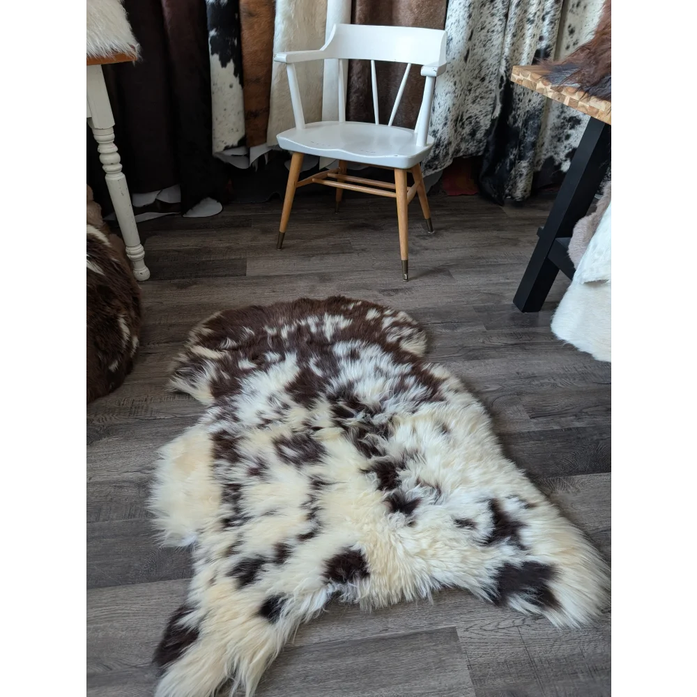 #43❤️❤️46" x 32" Gorgeous Fluffy British Sheepskin