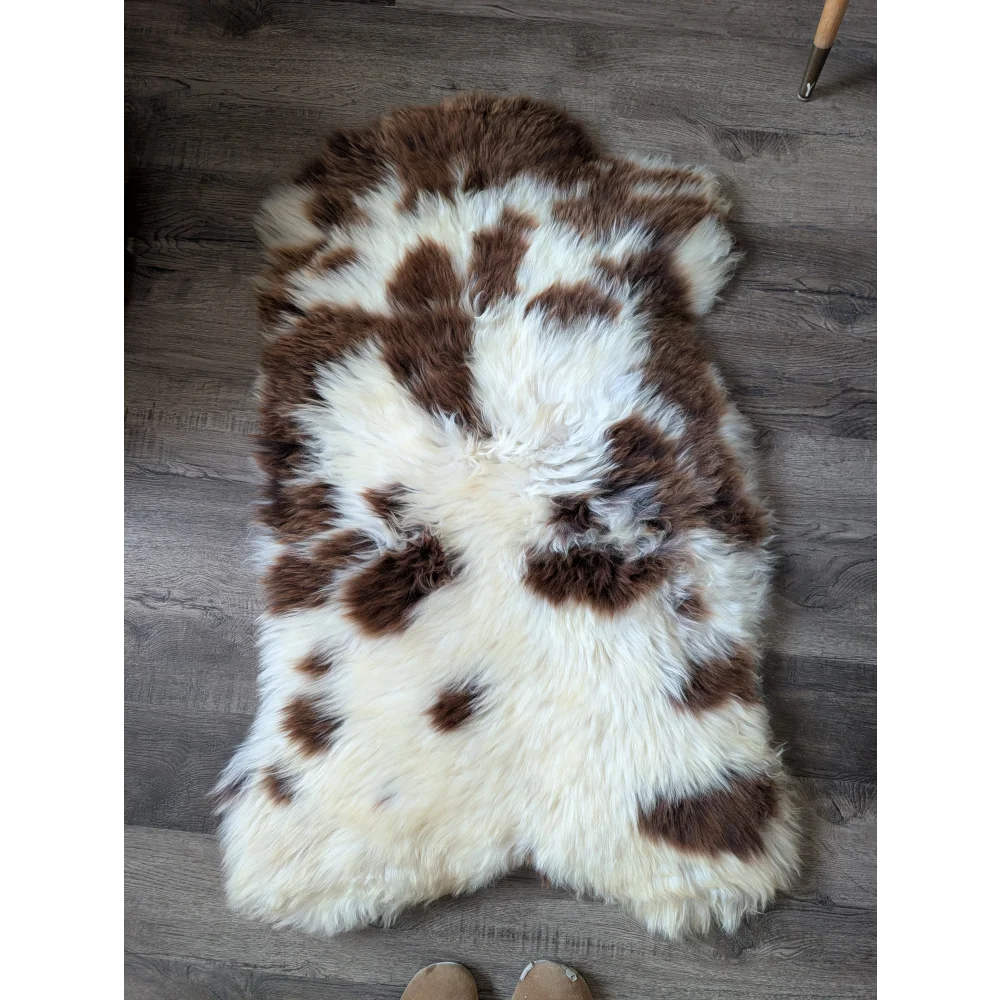 #46❤️❤️45" x 27" Gorgeous Fluffy British Sheepskin