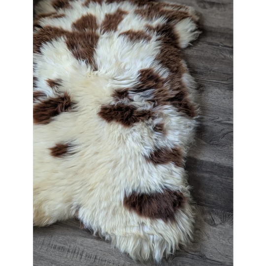 #46❤️❤️45" x 27" Gorgeous Fluffy British Sheepskin