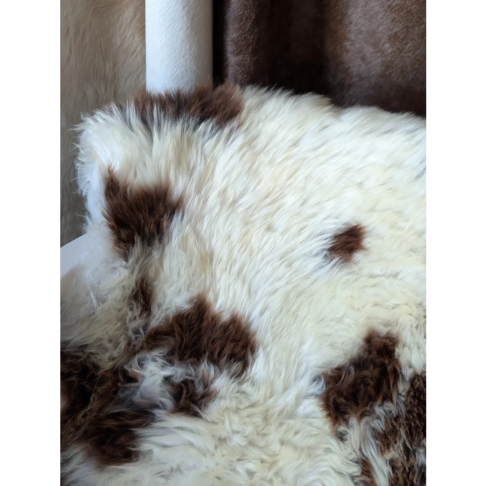 #46❤️❤️45" x 27" Gorgeous Fluffy British Sheepskin