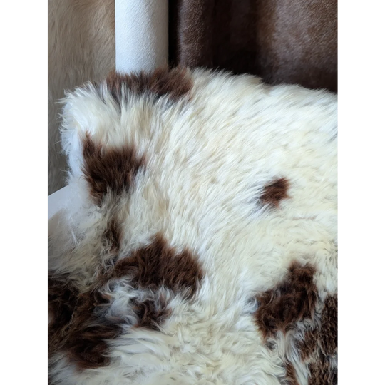 #46❤️❤️45" x 27" Gorgeous Fluffy British Sheepskin