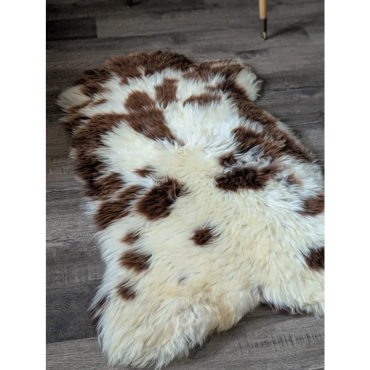 #46❤️❤️45" x 27" Gorgeous Fluffy British Sheepskin