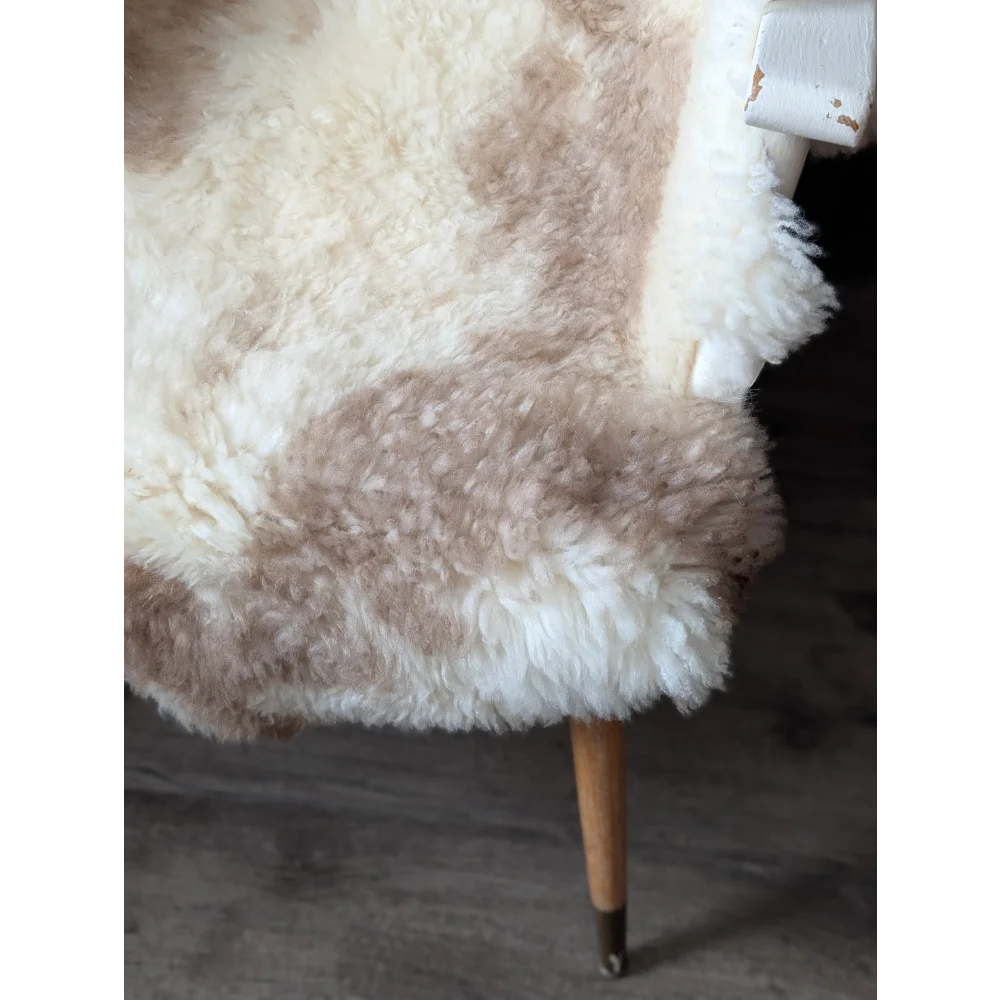 #5  42" x 30" Fluffy Cloud Like Sheepskin