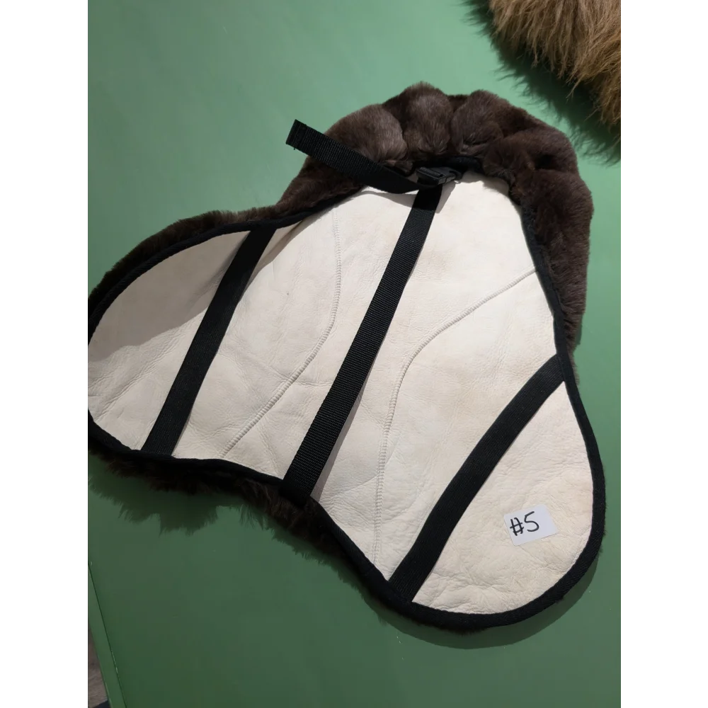 #5 Sheepskin English Saddle Cover