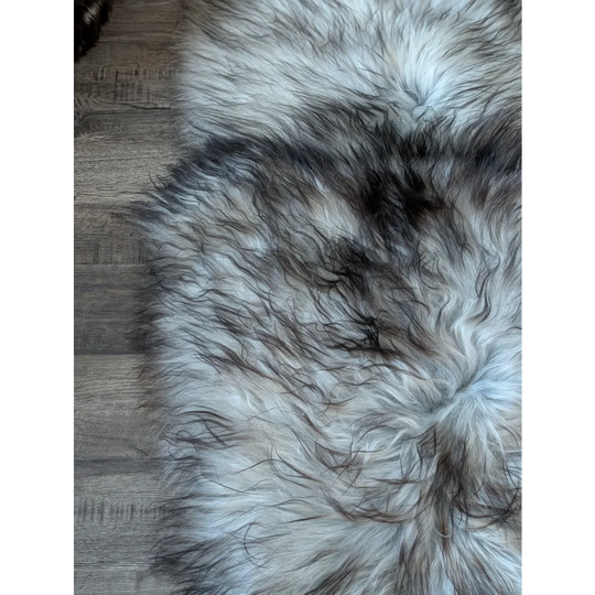 #53 Double Icelandic Sheepskin 81" x 31" Natural Grey
