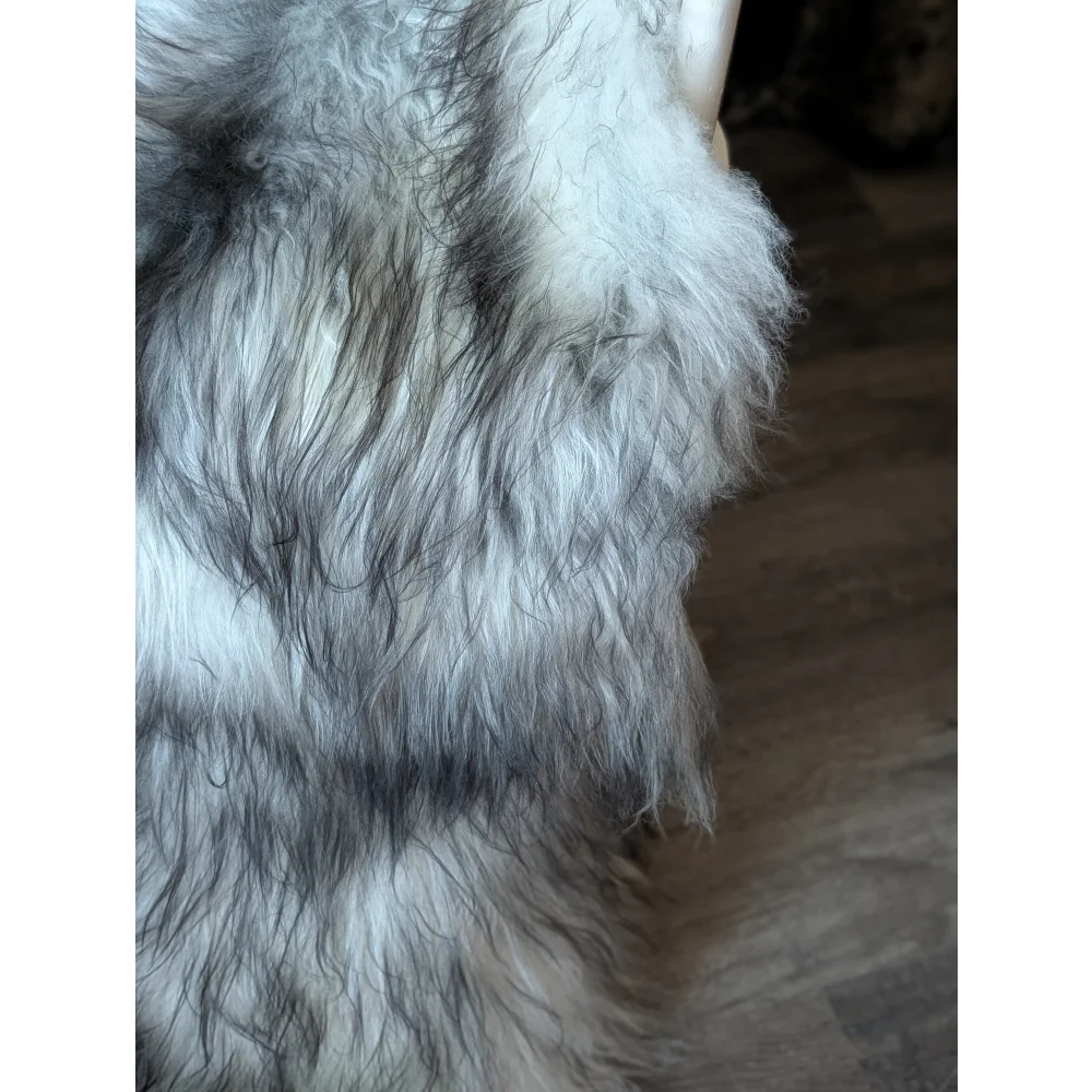 #54 Double Icelandic Sheepskin 80" x 30" Natural Grey