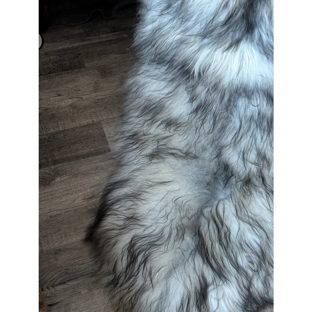#54 Double Icelandic Sheepskin 80" x 30" Natural Grey