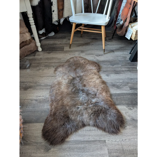 LUV102❤️❤️43" x 28" Peau de mouton britannique rare