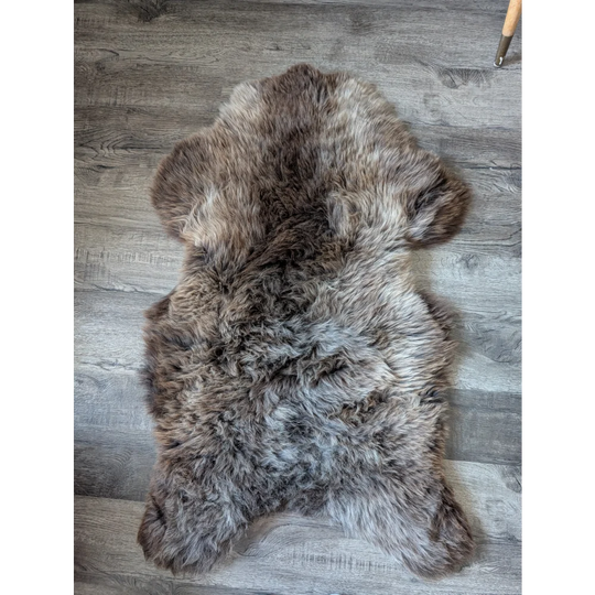 LUV102❤️❤️43" x 28" Peau de mouton britannique rare