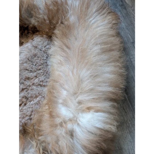 Soft beige white fluffy faux fur sheepskin pet bed throw