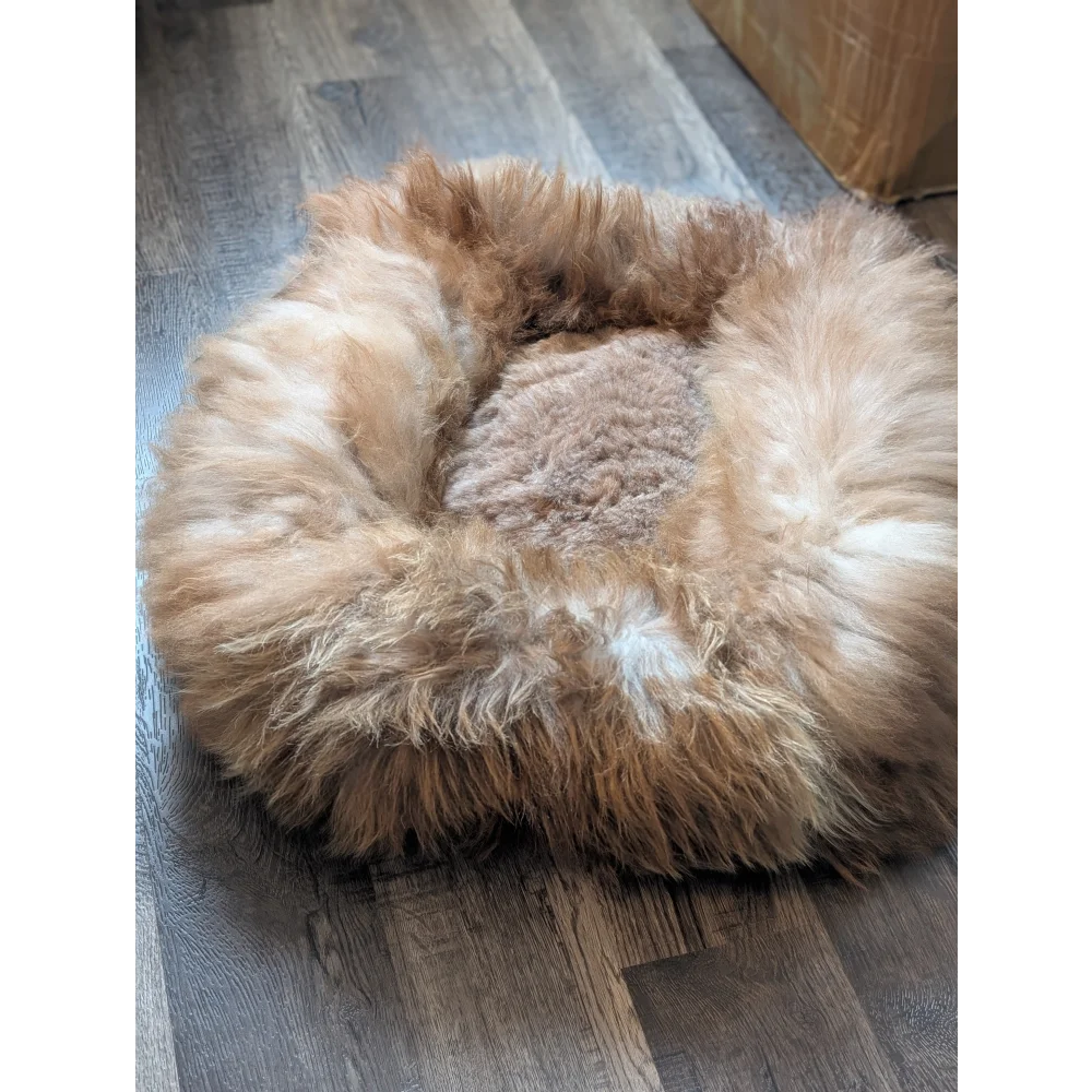 Cozy #7 Long Wool Sheepskin Pet Bed with tan cream fur, plush round design