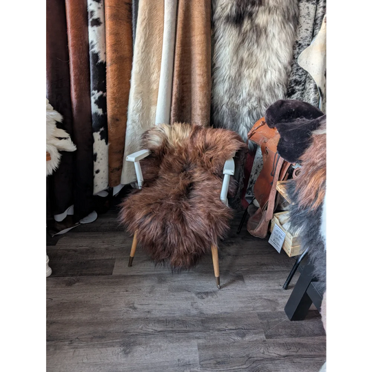 78❤️48" x 29" Lovely Dark Bronze Icelandic Sheepskin