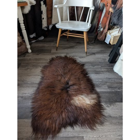 78❤️48" x 29" Lovely Dark Bronze Icelandic Sheepskin