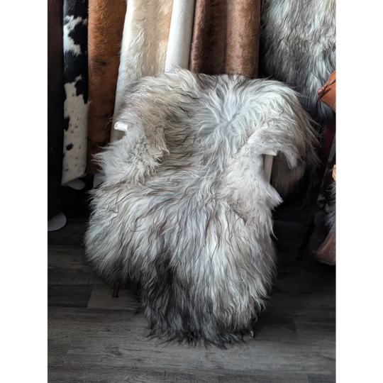 #80❤️❤️59" x 37" Massive Natural Grey Icelandic Sheepskin