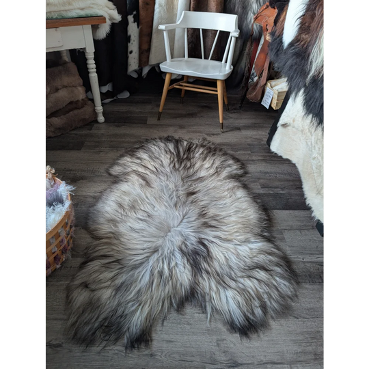 #80❤️❤️59" x 37" Massive Natural Grey Icelandic Sheepskin