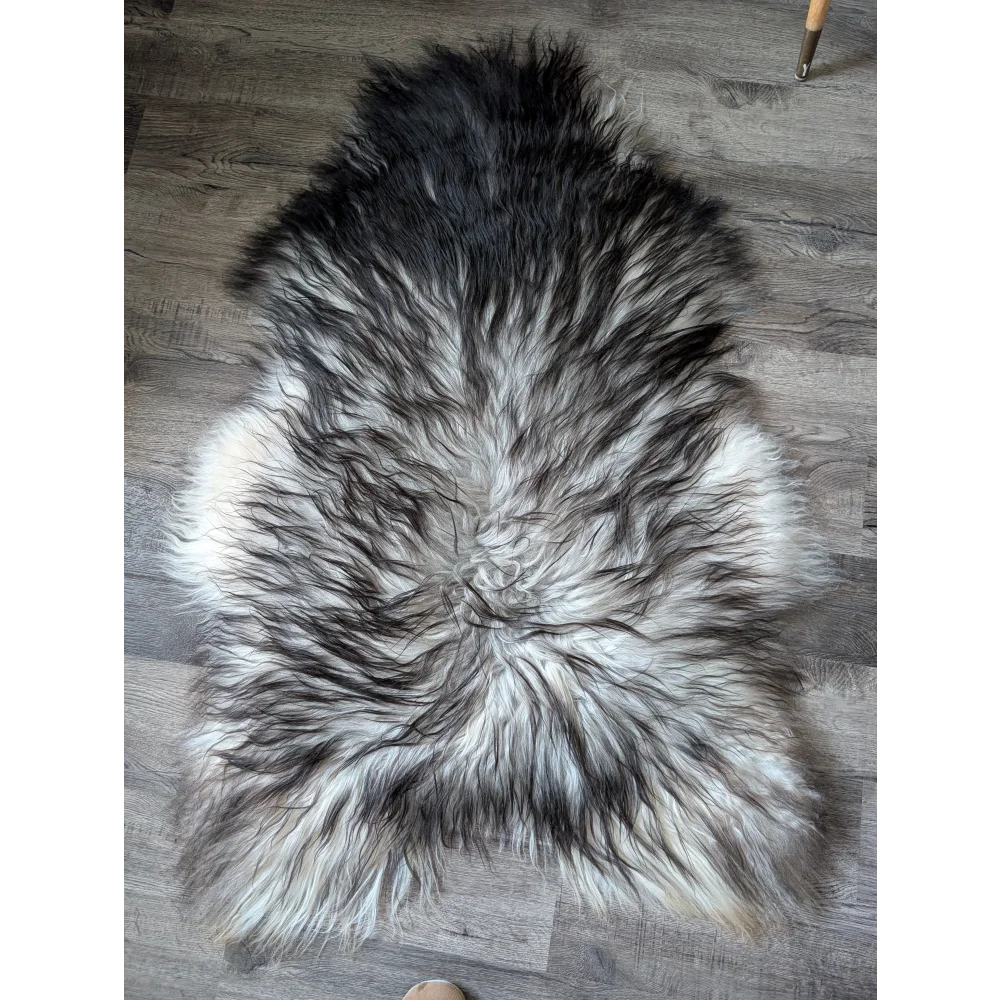 #82❤️❤️56" x 36" Massive Natural Grey Icelandic Sheepskin