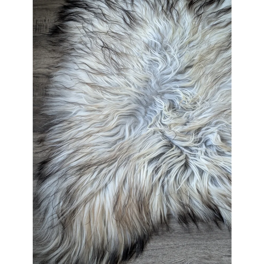 #85❤️❤️58" x 35" Massive Natural Grey Icelandic Sheepskin