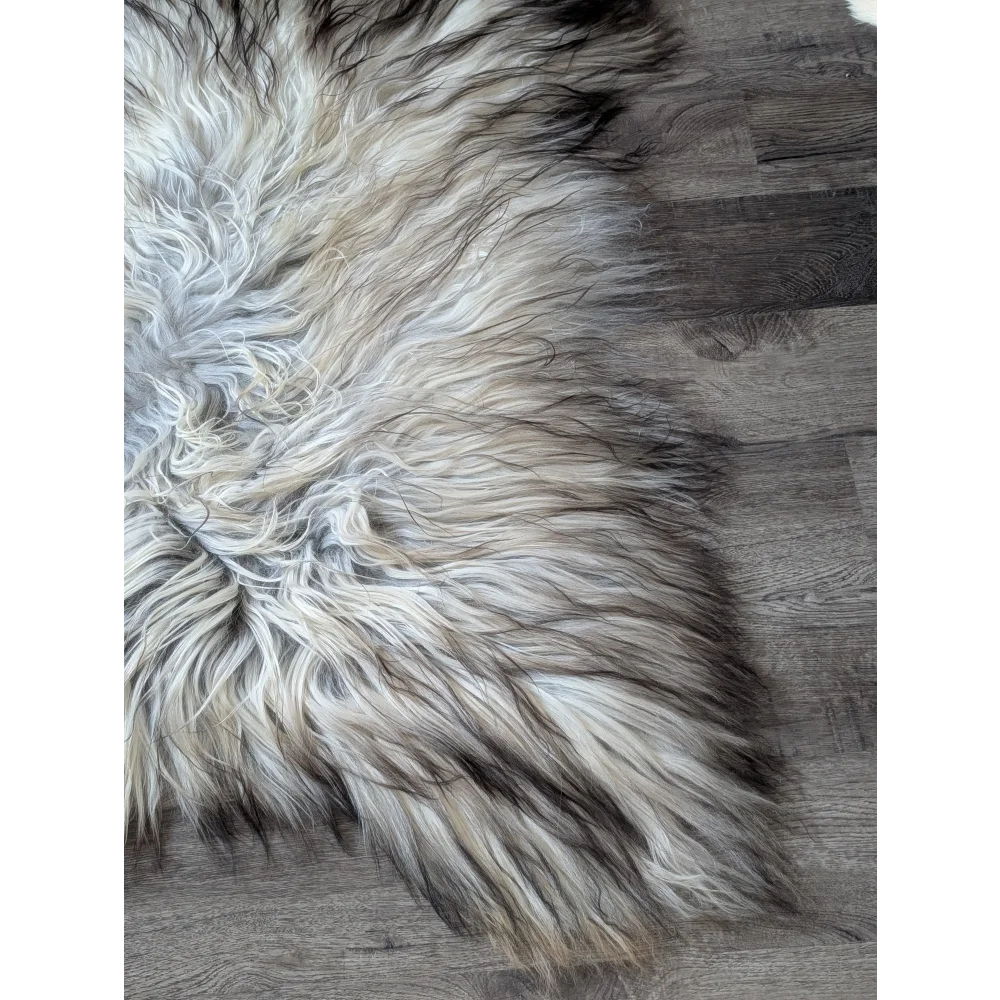 #85❤️❤️58" x 35" Massive Natural Grey Icelandic Sheepskin