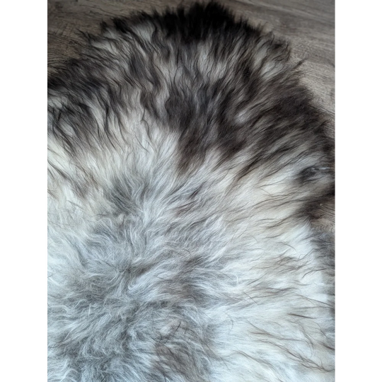 #89❤️❤️59" x 38" Massive Natural Grey Icelandic Sheepskin