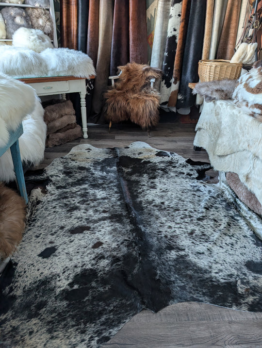 SaltPepTri#171❤️❤️94.5" x 83" Massive Cowhide Rug (Nat's Favourite)