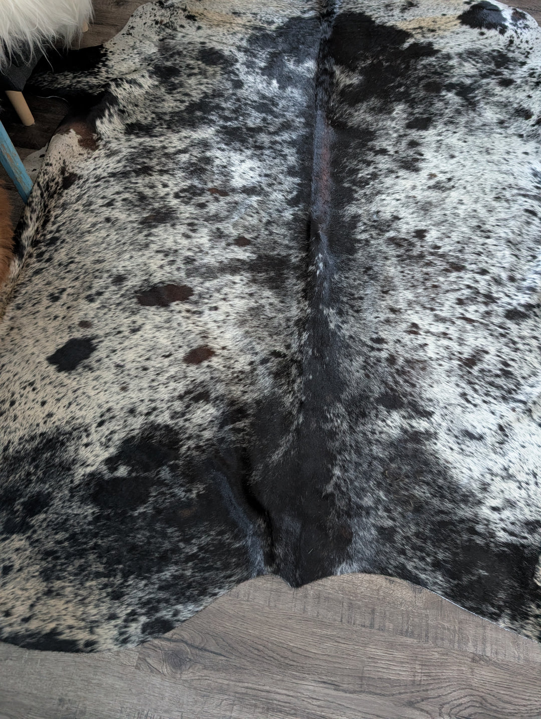 SaltPepTri#171❤️❤️94.5" x 83" Massive Cowhide Rug (Nat's Favourite)