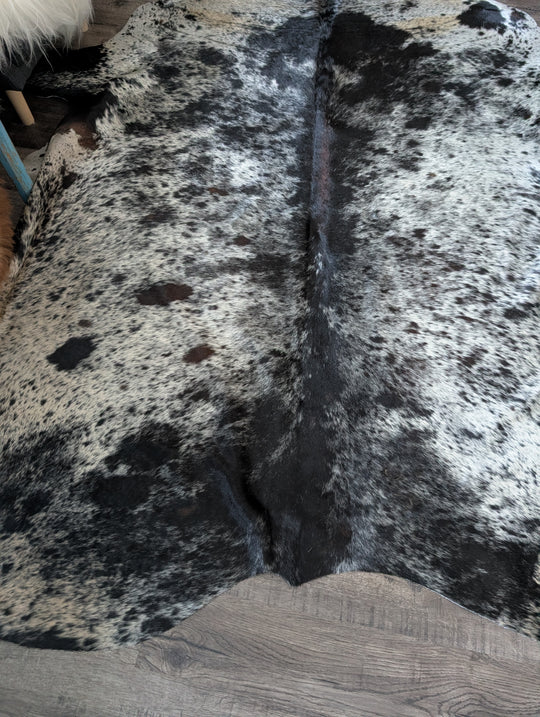 SaltPepTri#171❤️❤️94.5" x 83" Massive Cowhide Rug (Nat's Favourite)
