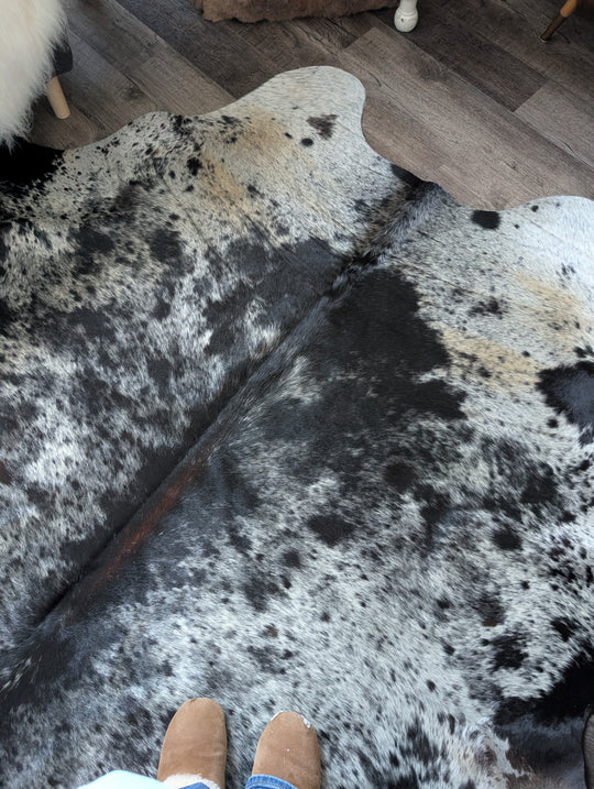 SaltPepTri#171❤️❤️94.5" x 83" Massive Cowhide Rug (Nat's Favourite)