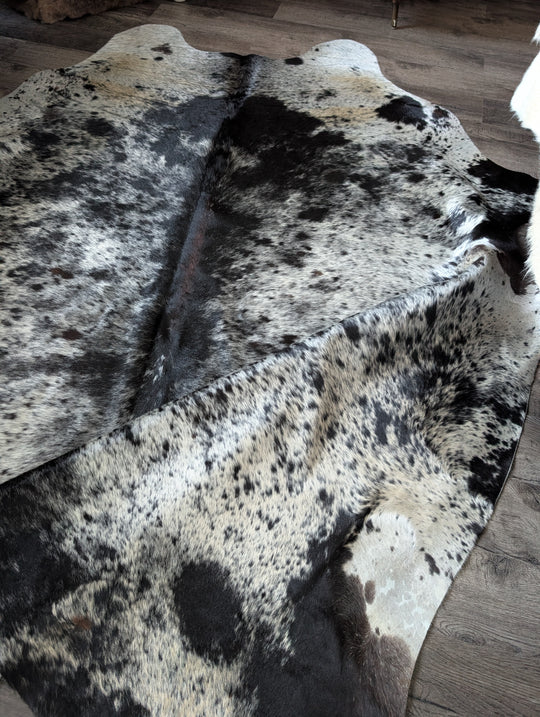 SaltPepTri#171❤️❤️94.5" x 83" Massive Cowhide Rug (Nat's Favourite)