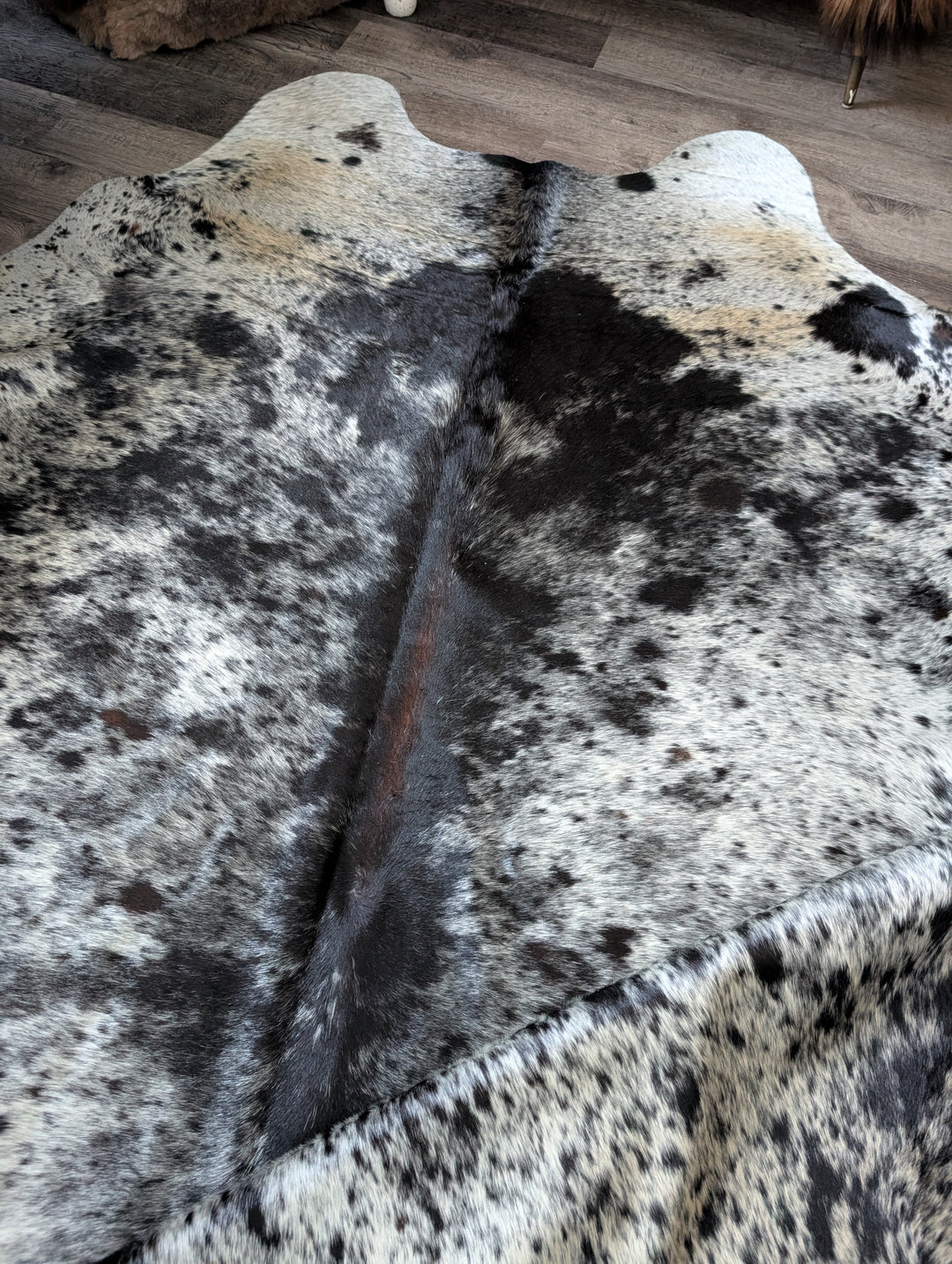 SaltPepTri#171❤️❤️94.5" x 83" Massive Cowhide Rug (Nat's Favourite)