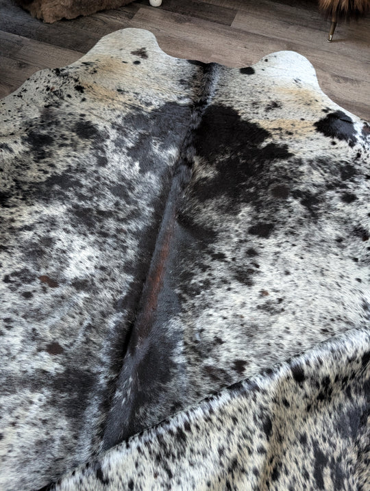 SaltPepTri#171❤️❤️94.5" x 83" Massive Cowhide Rug (Nat's Favourite)