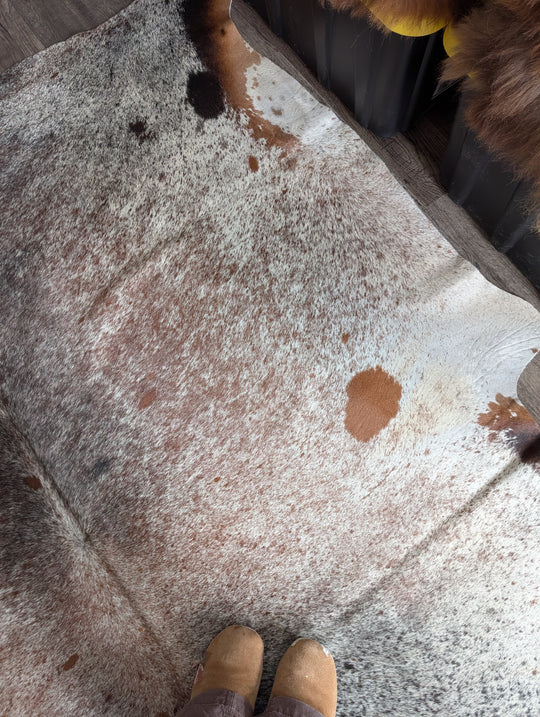 SALTY#10 ❤️91" X 87.5" Gorgeous Extra Large Cowhide