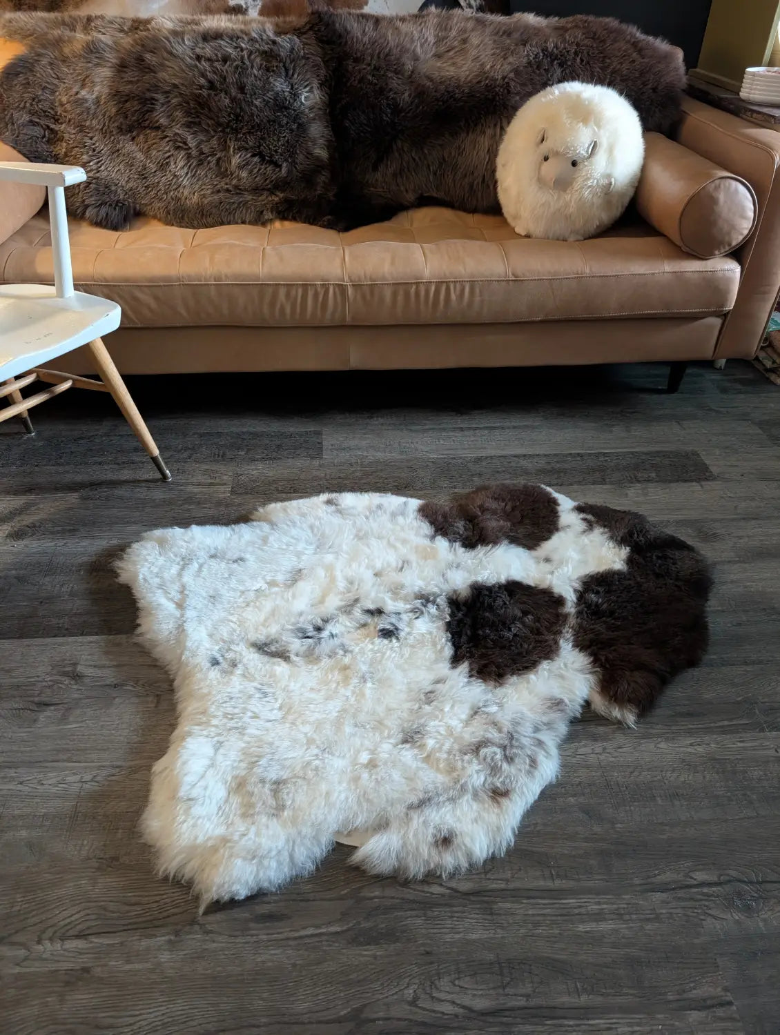 Visit Our Wabamun Showroom for Brilliant Gift Items and Sheepskin Products