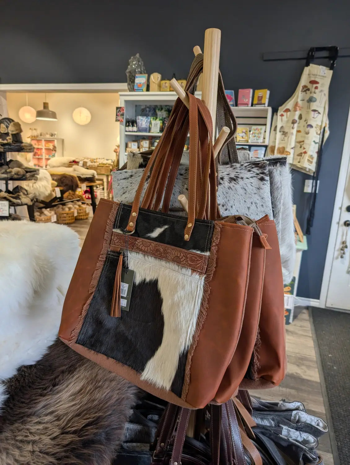 Visit Our Wabamun Showroom for Brilliant Gift Items and Sheepskin Products
