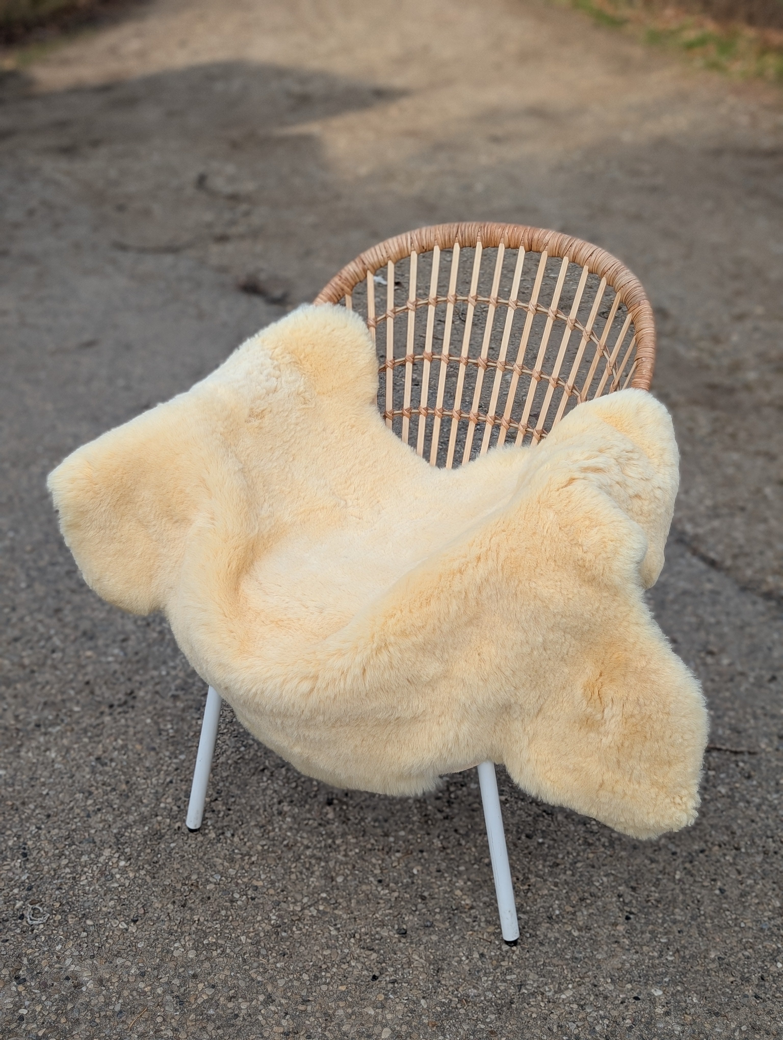 MED2 51" x 33" Extra Large Washable medical sheepskin
